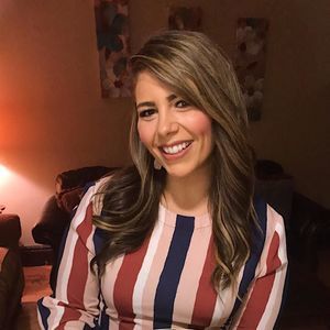 Meet your Posher, Julia